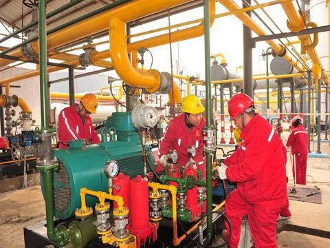 Поздравляем вас с завершением проекта реконструкции нефтехимической базы Шуйд...